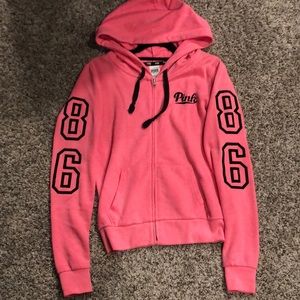 Full zip hoodie with pockets